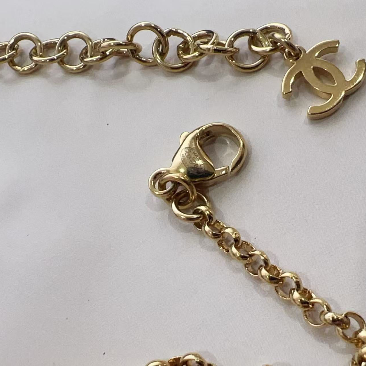 Chanel 2023 Strass CC Choker Necklace Pink