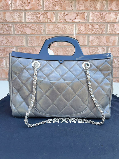 Chanel CC Delivery Tote Quilted Glazed Calfskin Small