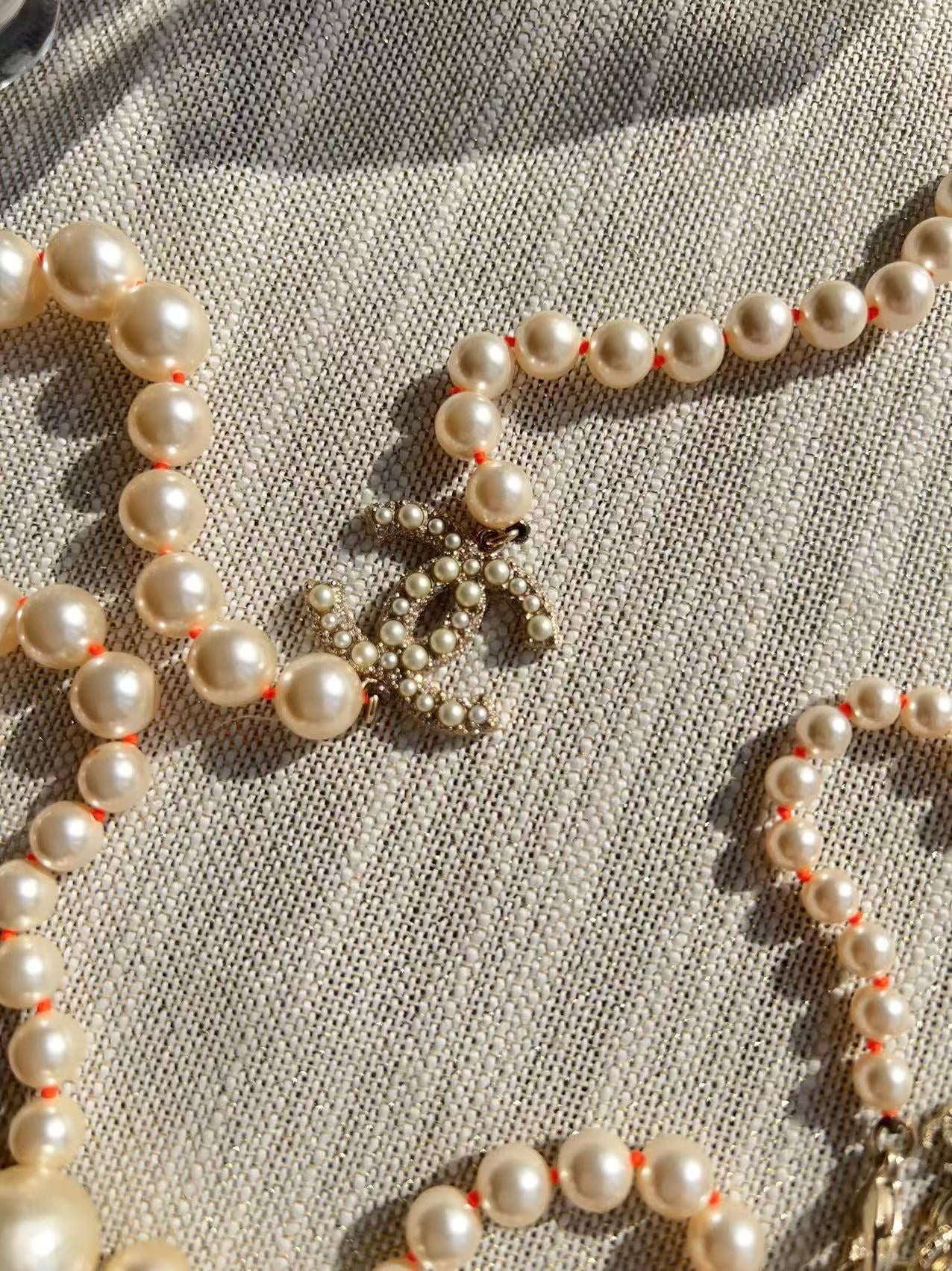 Chanel CC Logo Pearls Orange Stone Vintage 42” Long Necklace