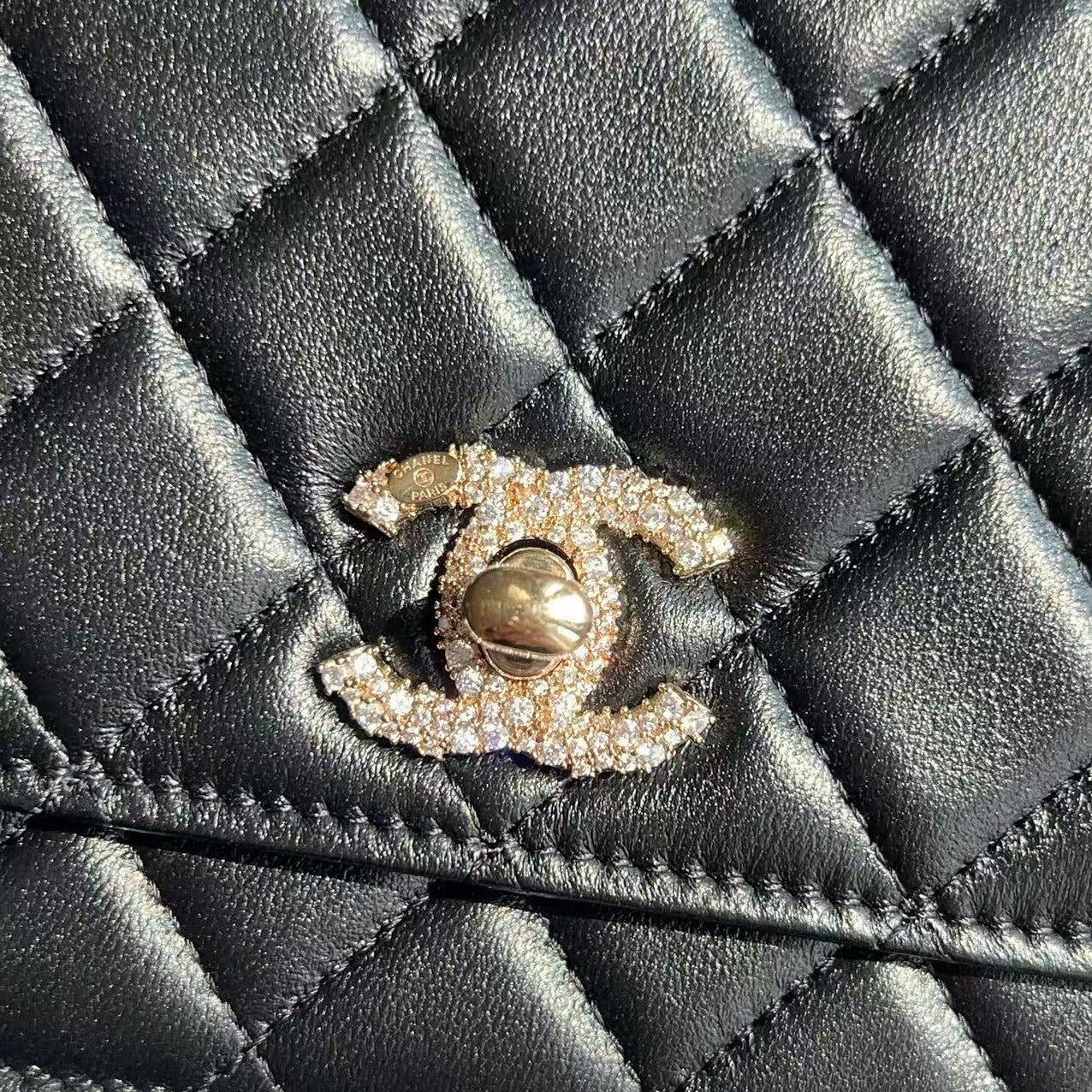 Chanel Crystal Trendy CC Wallet On Chain Black