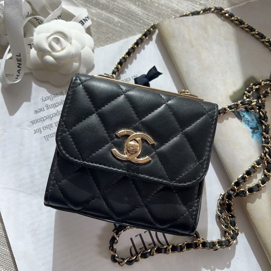Chanel Lambskin Quilted Trendy CC Card Holder On Chain Black