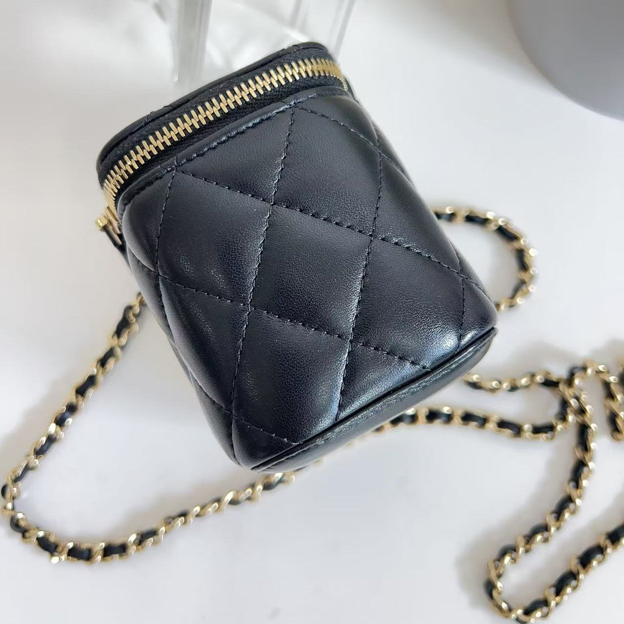 Chanel Lambskin Quilted Trendy Mini Vanity Case With Chain Black