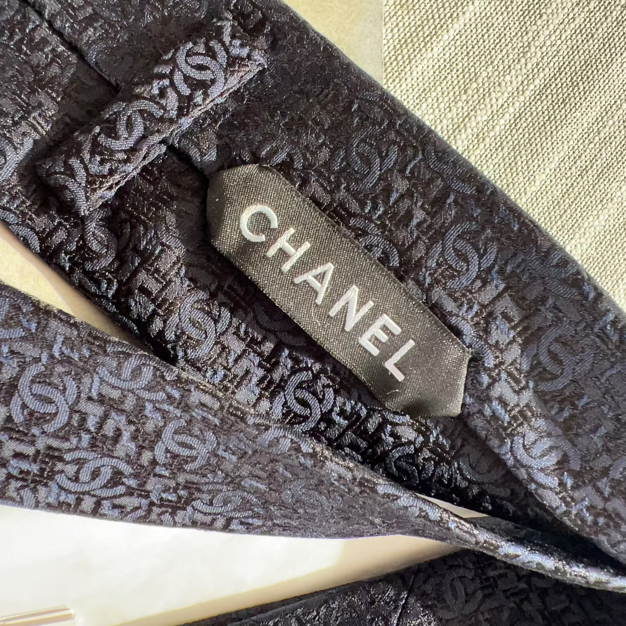 Chanel Mens Silk CC Neck Tie Black
