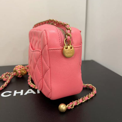 Chanel Pink Quilted Lambskin Pearl Crush Camera Bag