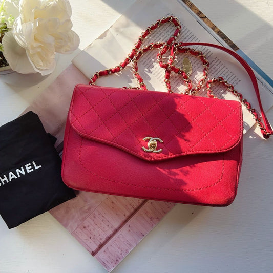 Chanel Coco Curve Envelope Flap Bag Quilted Goatskin Medium