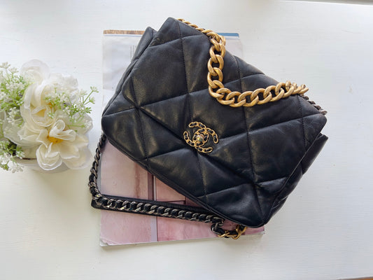 Chanel Leather Quilted Chanel 19 Flap Black