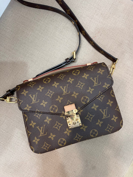 Louis Vuitton Monogram Pochette Métis