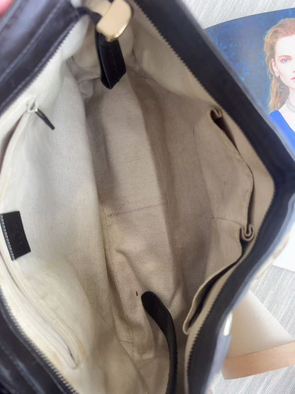 Gucci Crossbody Messenger Bag GG Canvas