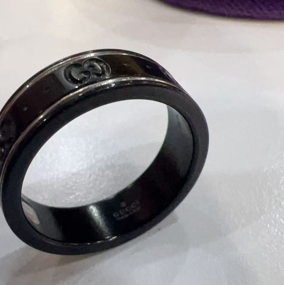 Gucci Icon 18k thin band