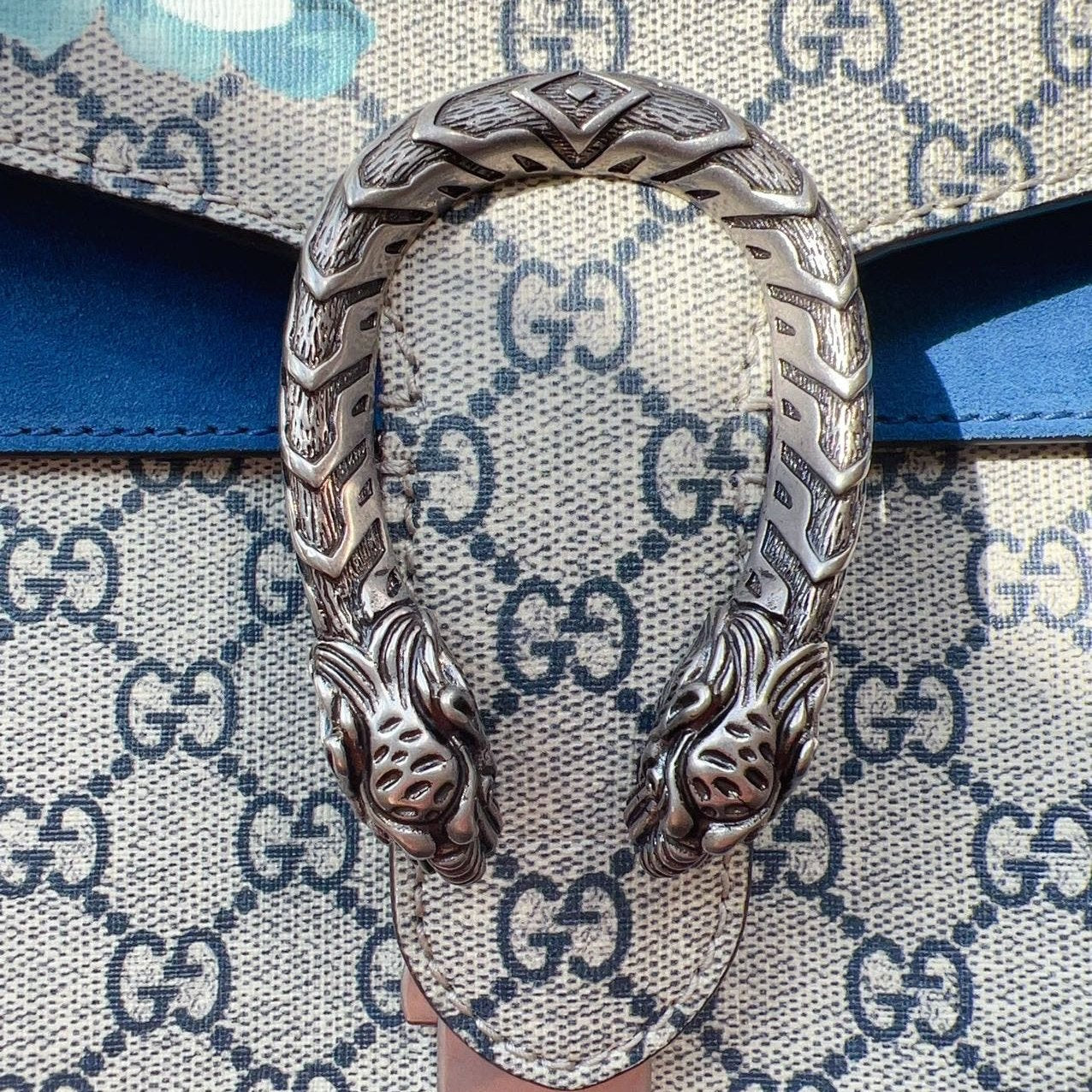 Gucci Supreme Monogram Blooms Medium Dionysus Bag Beige Navy Blue