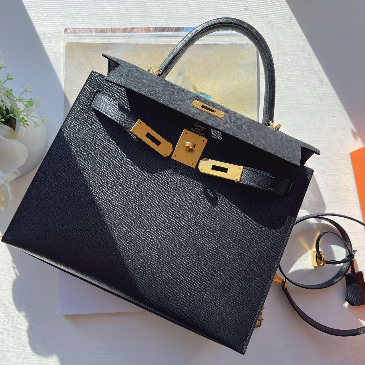 HERMES Kelly 28 Black Epsom