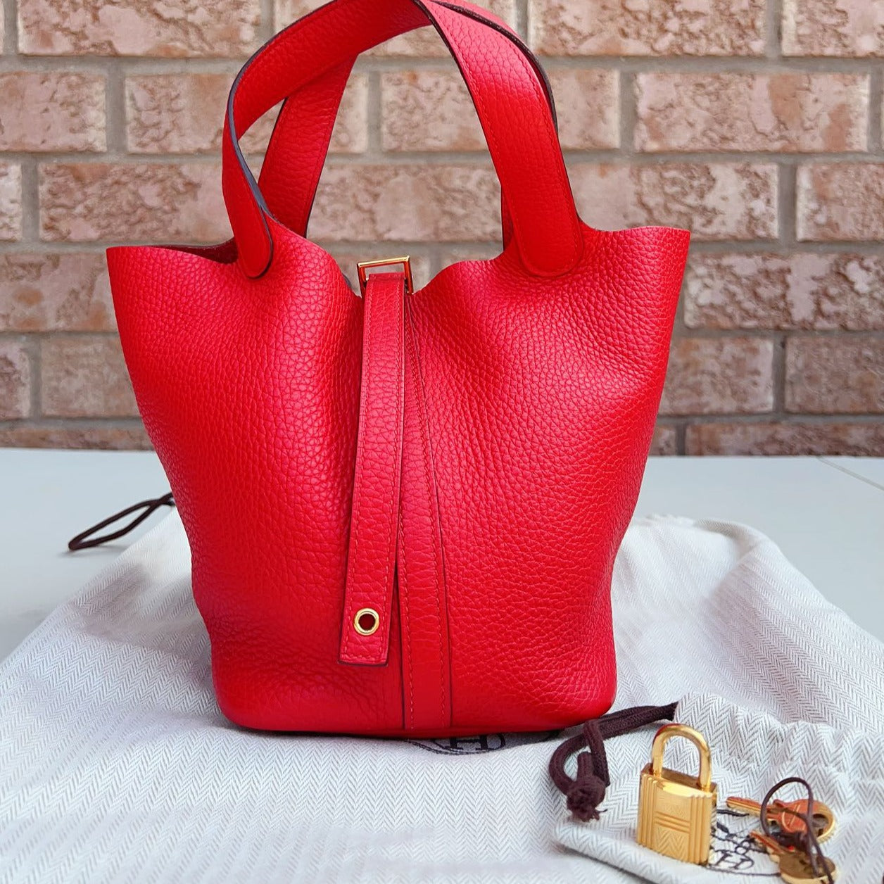 Hermes Picotin 18 Rouge Clemence GHW