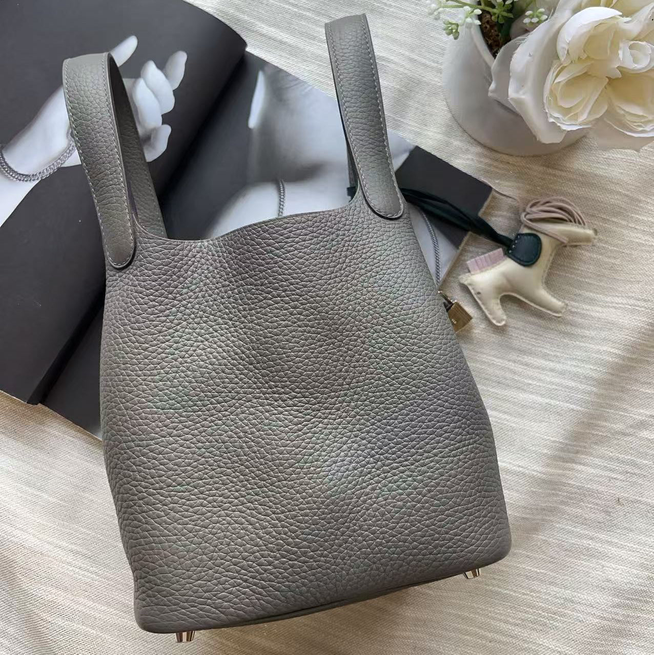 Hermes Picotin Lock 18 Gris Meyer Taurillon Clemence Leather Tote