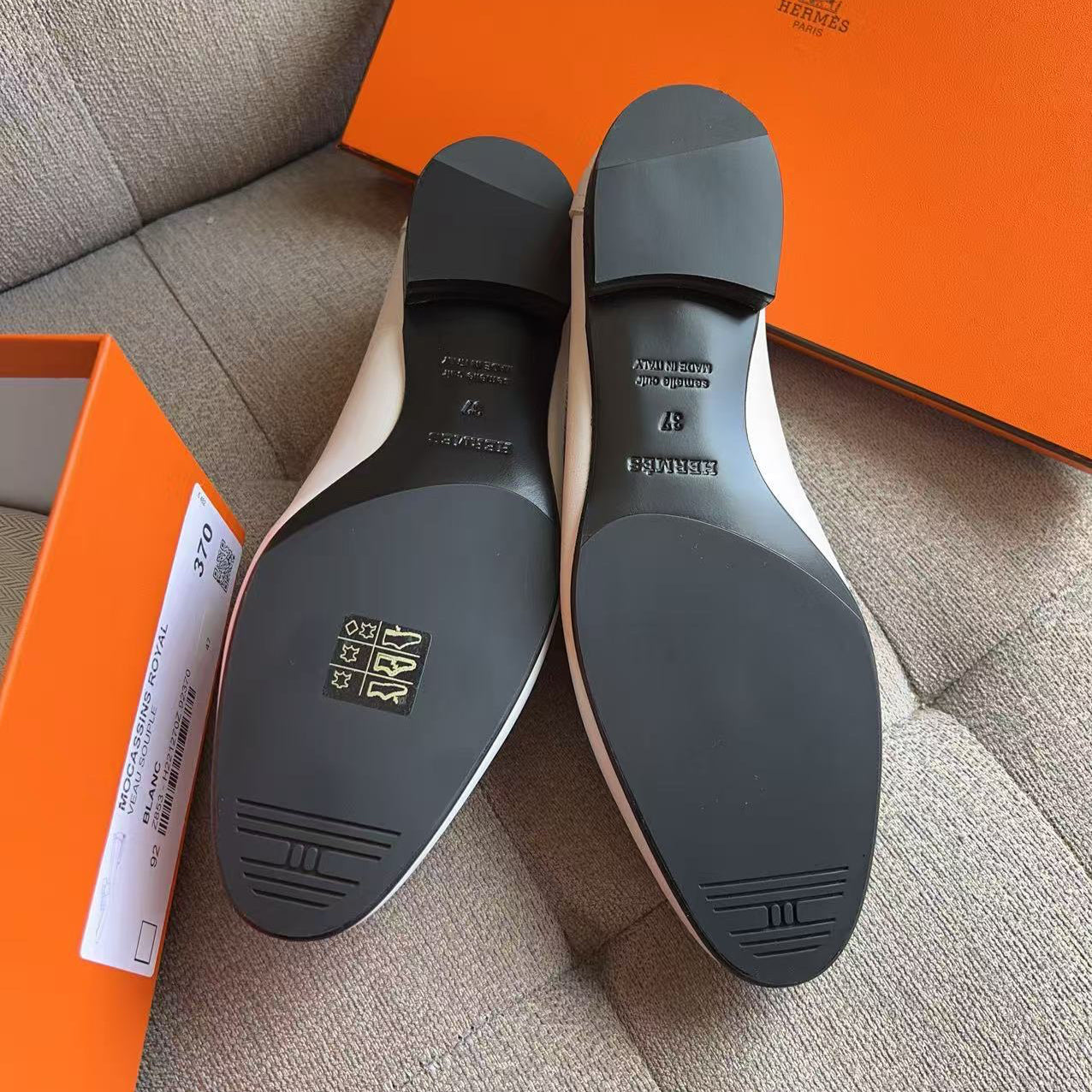 Hermes Royal Loafer White Size37