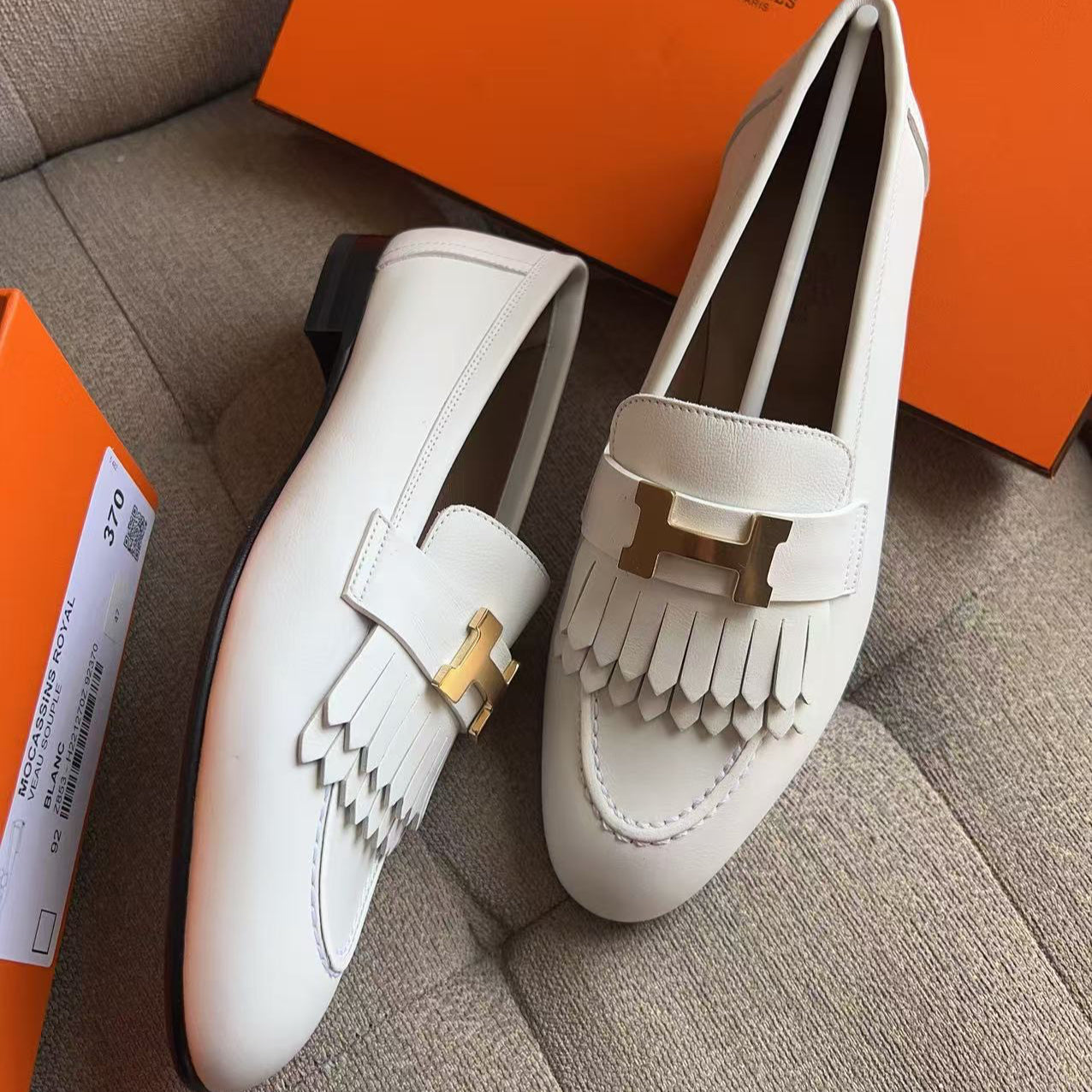 Hermes Royal Loafer White Size37