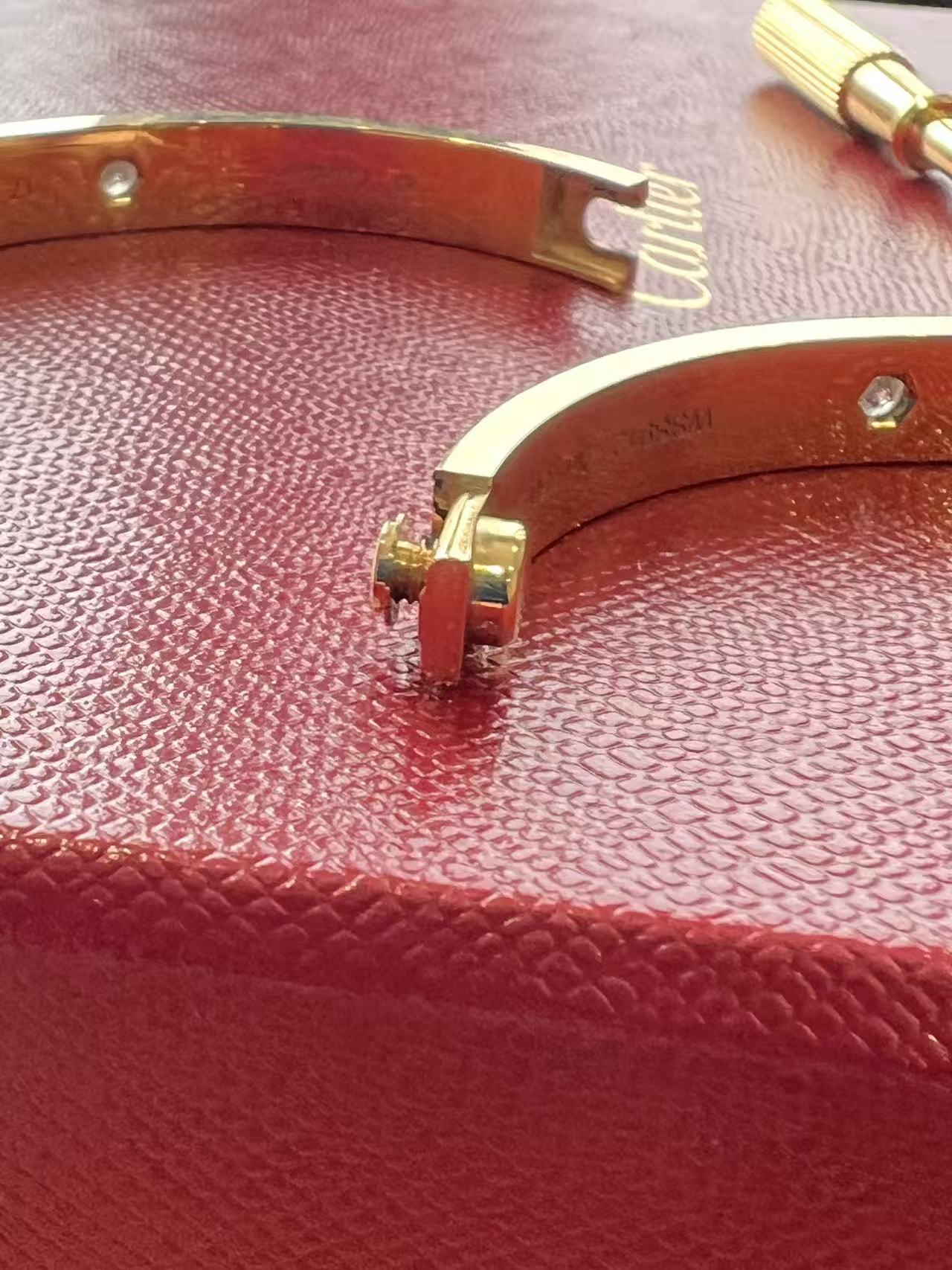 Cartier LOVE Bracelet, 4 Diamonds Yellow Gold 2024