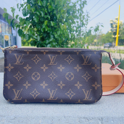 Louis Vuitton  Pochette Accessoires New