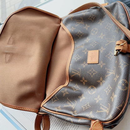 Louis Vuitton Monogram Saumur 30