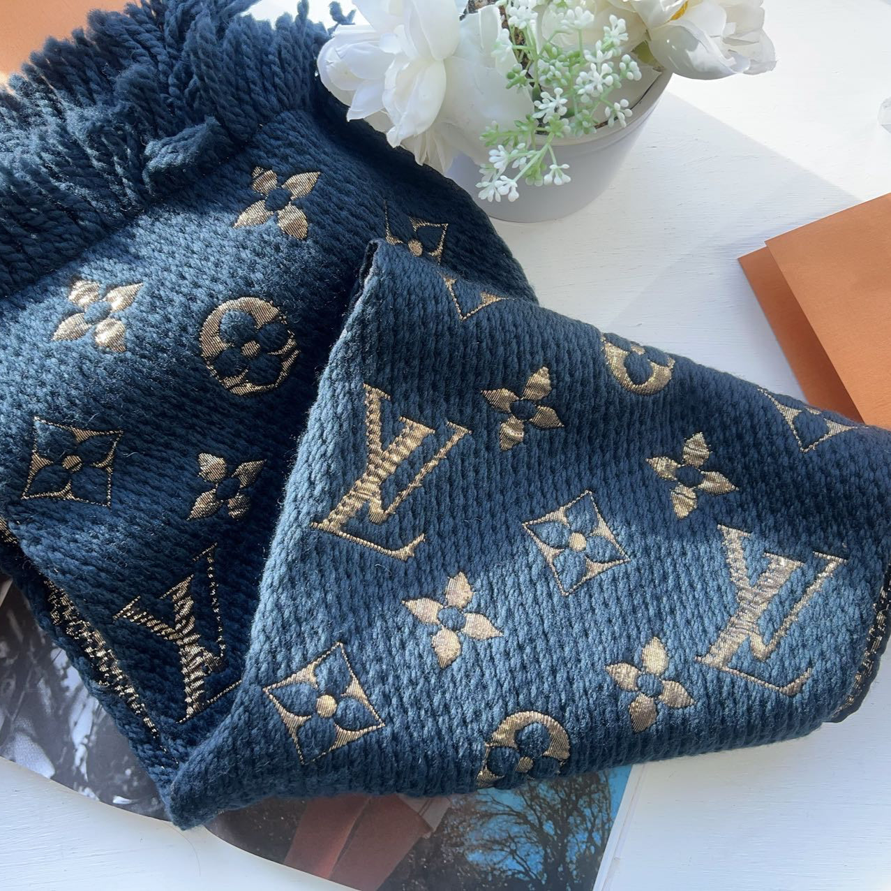 LOUIS VUITTON ESCHARPE LOGOMANIA SHINE SCARF NAVY