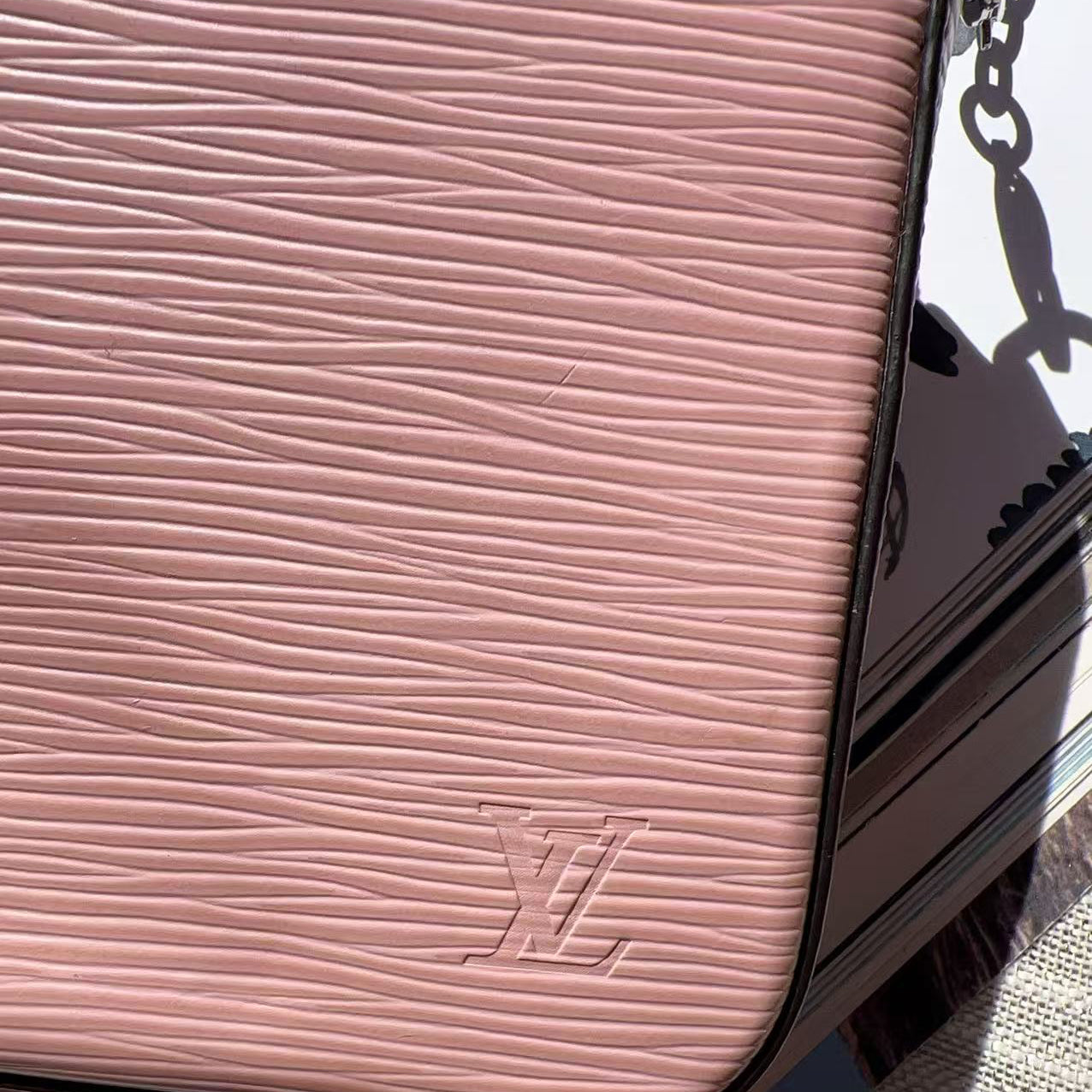 Louis Vuitton Epi Felicie Pochette Pink Leather Bag