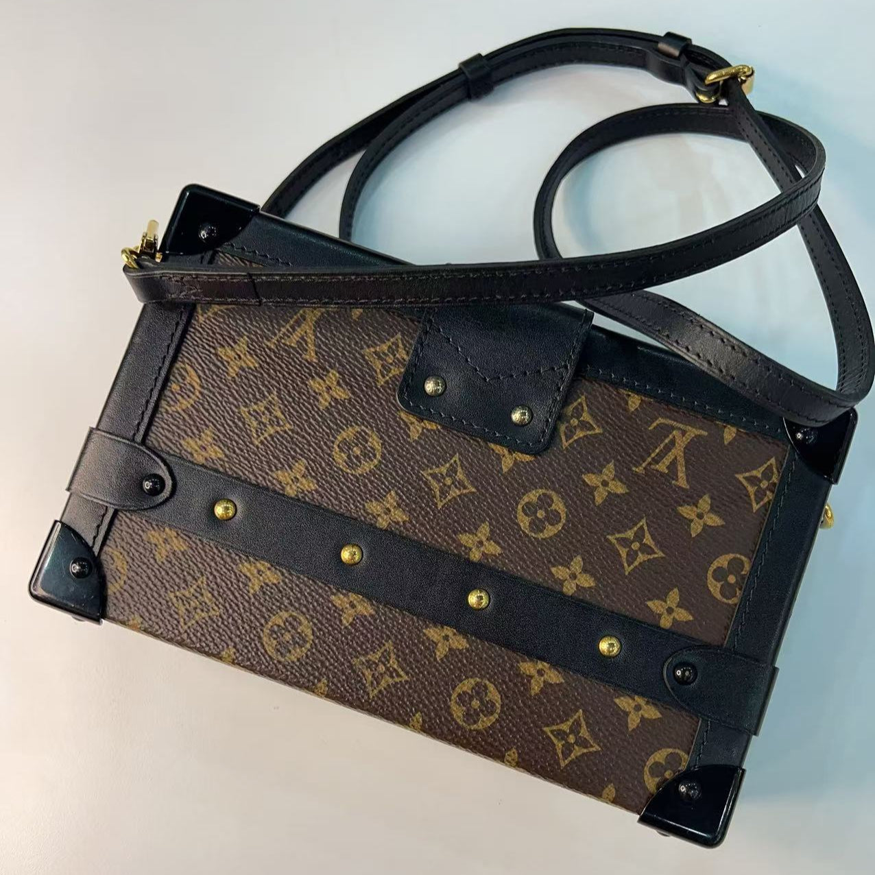 Louis Vuitton LV Monogram Petit Malle