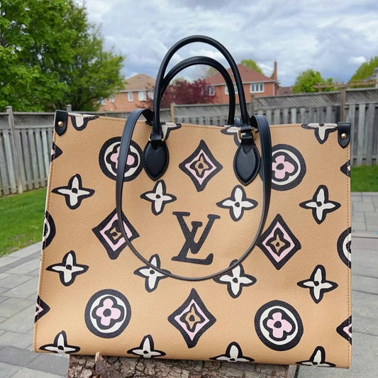 Louis Vuitton Monogram Giant Wild At Heart Onthego GM Arizona