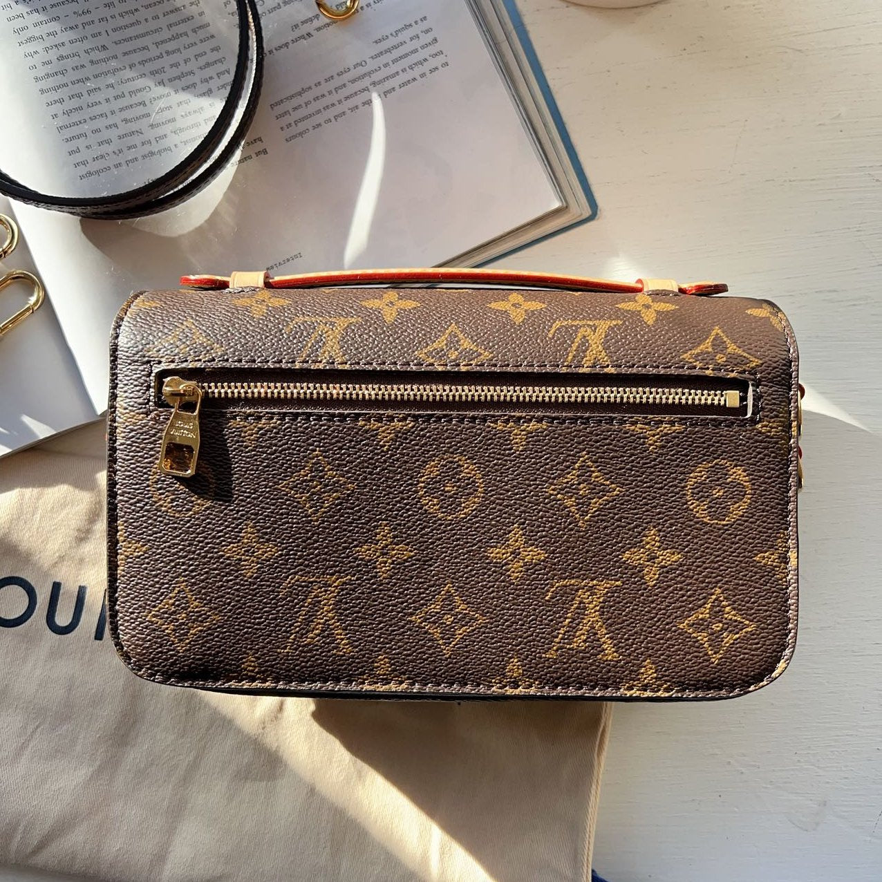 Louis Vuitton Monogram Pochette Métis East West