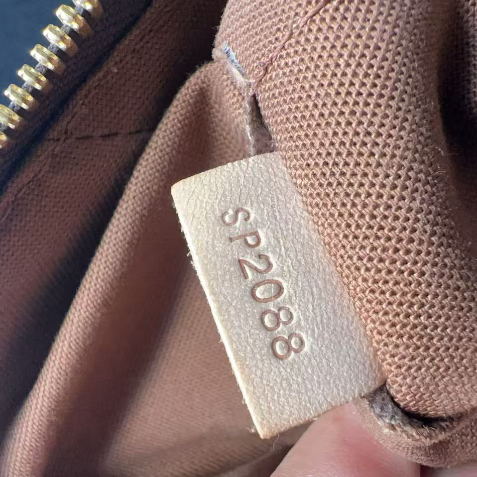 Louis Vuitton Monogram Tivoli GM