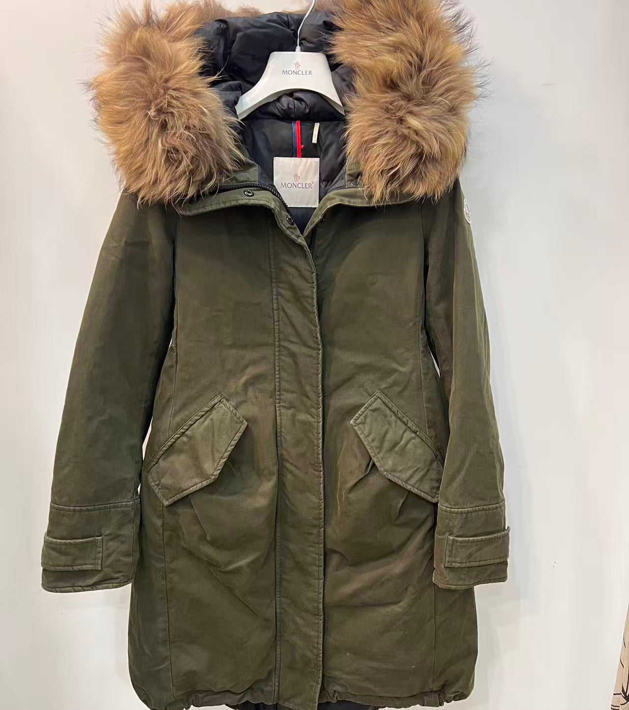 MONCLER KHAKI GREEN CAMELINE GIUBOTTO PARKA WITH FOX FUR HOOD SIZE00