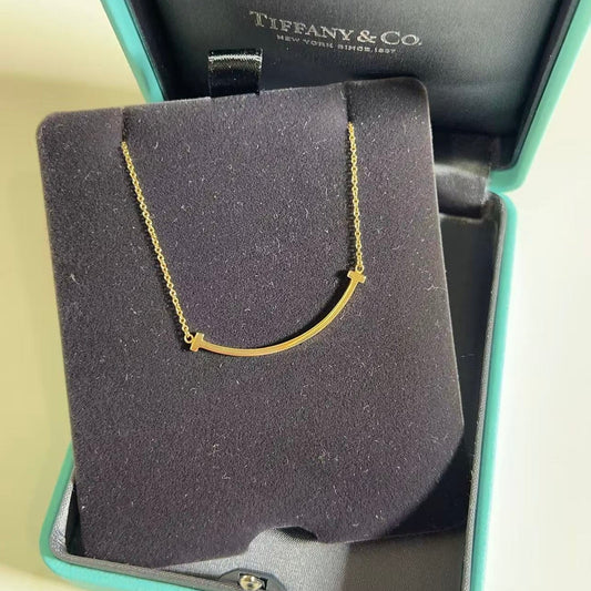 Tiffany Smile Pendant 18K Gold Small Necklace