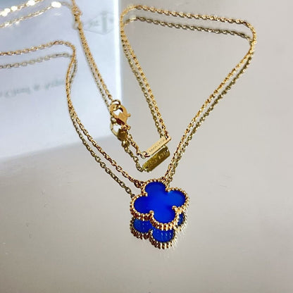 VAN CLEEF & ARPELS Vintage Alhambra pendant Blue