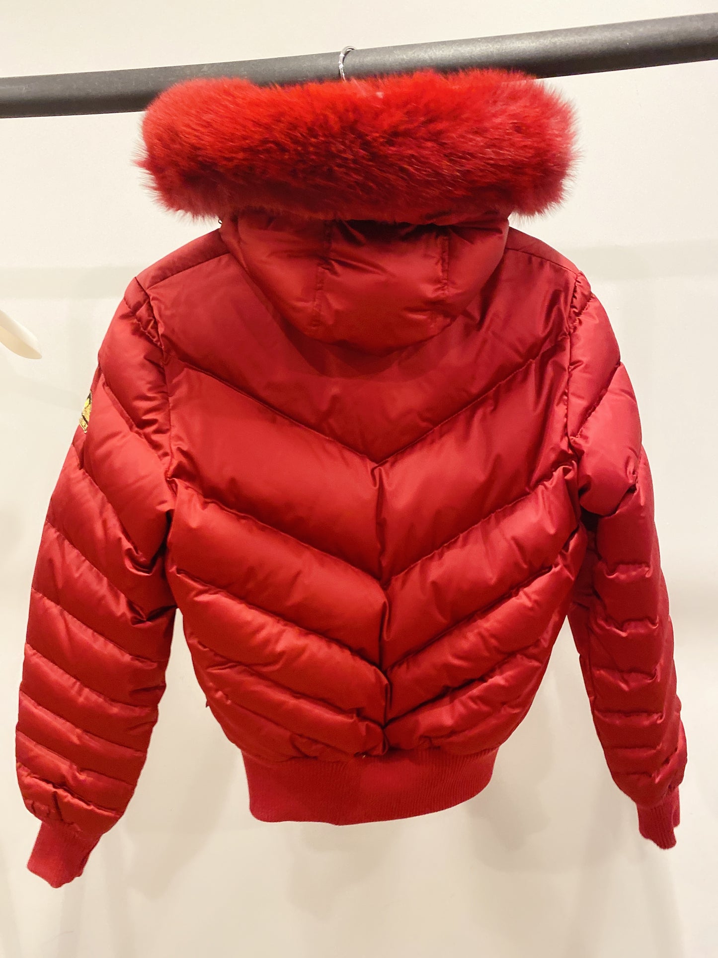 Clearance: Pyrenex Bomb Size38 Dark Red Real Fur New