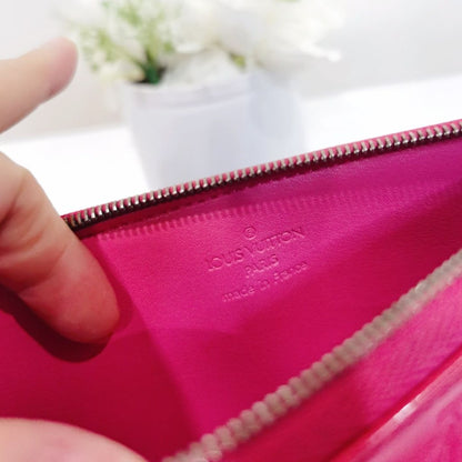 Louis Vuitton Vernis Pochette Pink