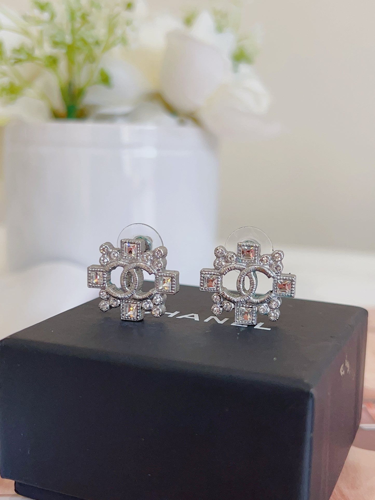 Chanel Coco Crystal CC Earring Silver