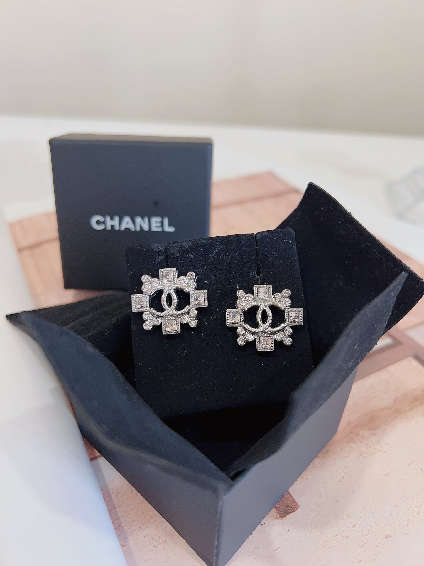 Chanel Coco Crystal CC Earring Silver
