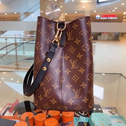 Louis Vuitton Monogram Neonoe MM Black