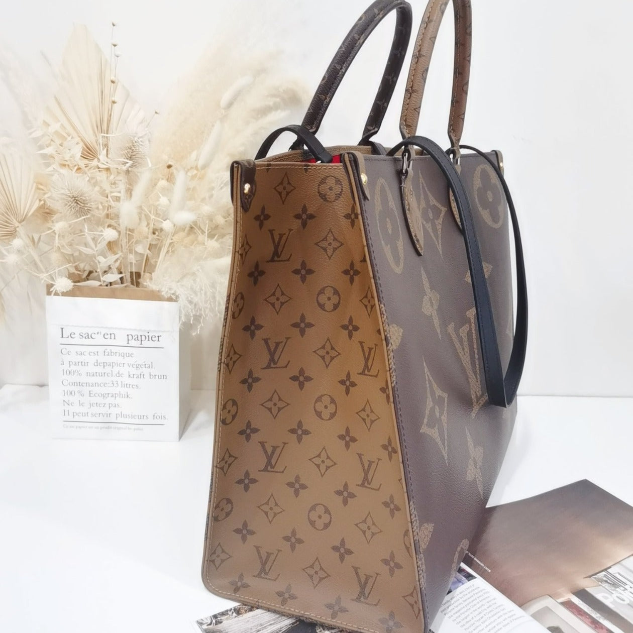 Louis Vuitton Reverse Monogram Giant Onthego GM bag - luxhub.ca