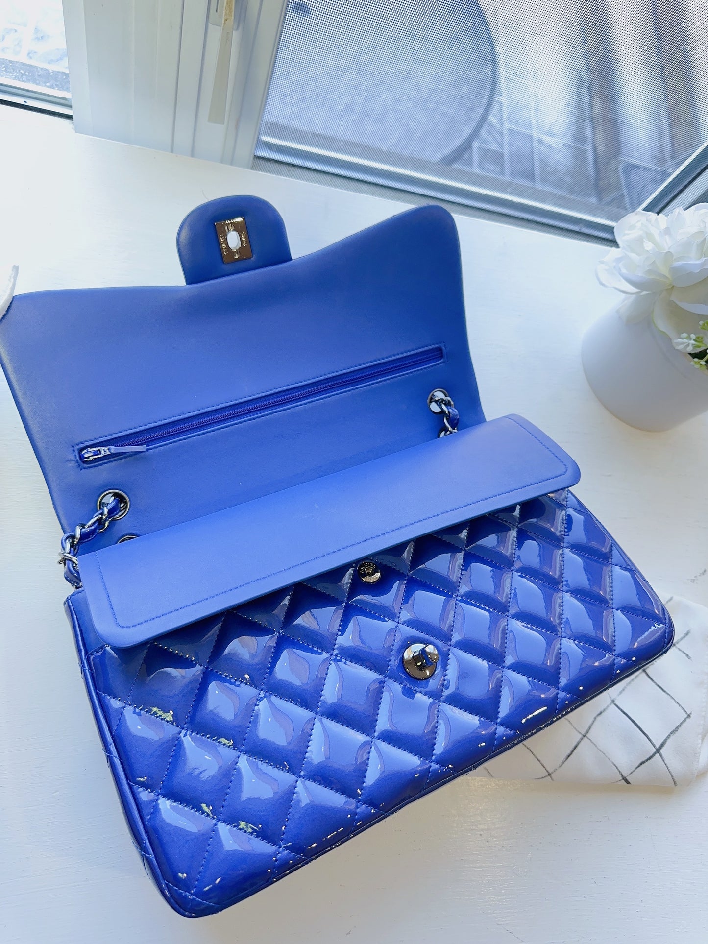 Chanel Jumbo Classic Double Flap Bag in Blue Patent Leather