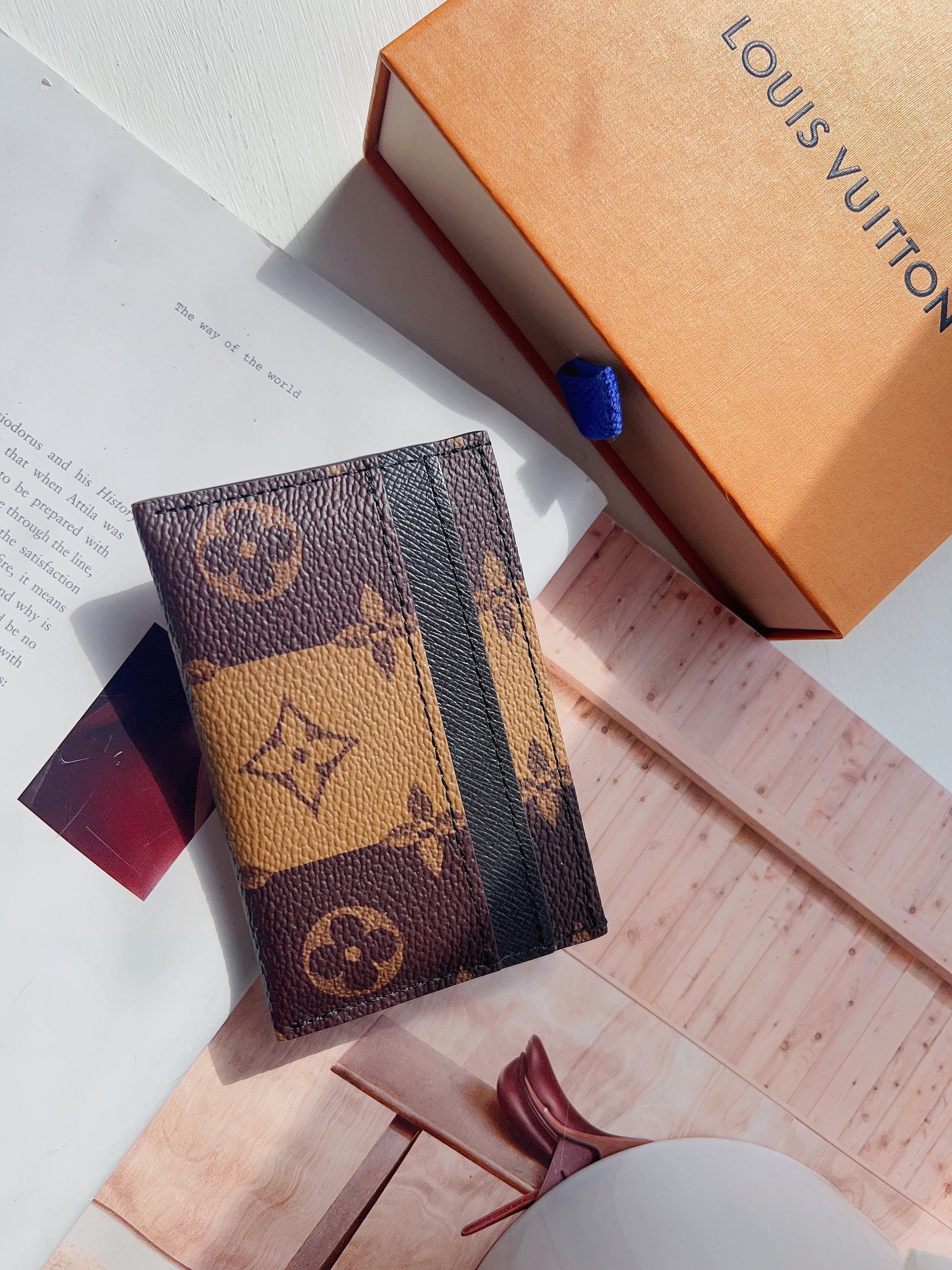 New Louis Vuitton Nigo Double Card Holder Limited Edition Stripes Monogram