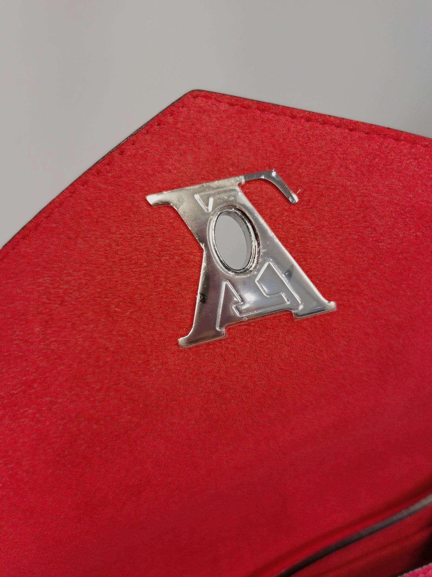 Louis Vuitton Mylockme Chain Bag leather BB Red - luxhub.ca