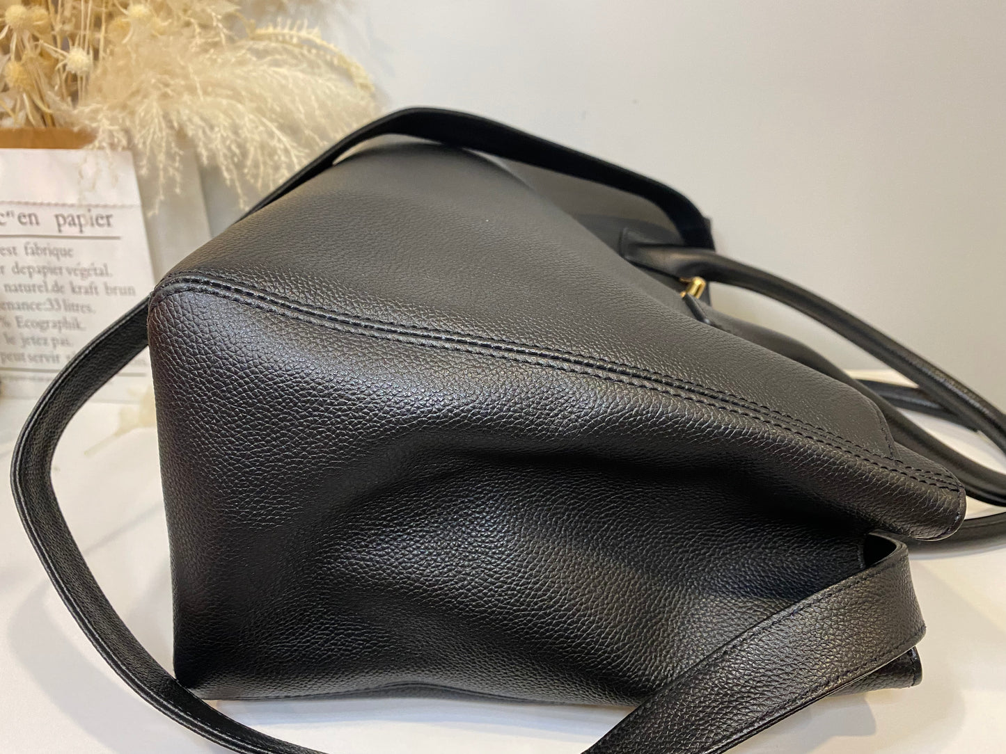 Chanel Medium Executive Cerf Tote Shoulder Bag - luxhub.ca