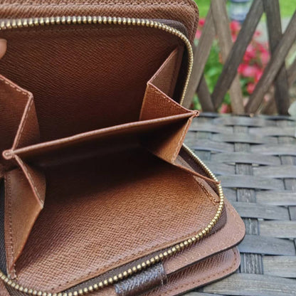 Louis Vuitton Vintage Wallet - luxhub.ca