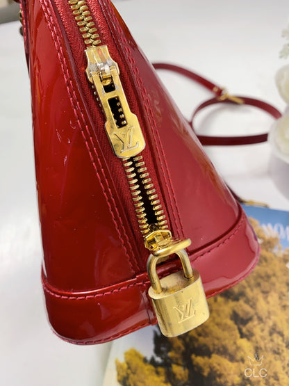 Louis Vuitton Vernis Alma BB Pomme d'Amour red - luxhub.ca